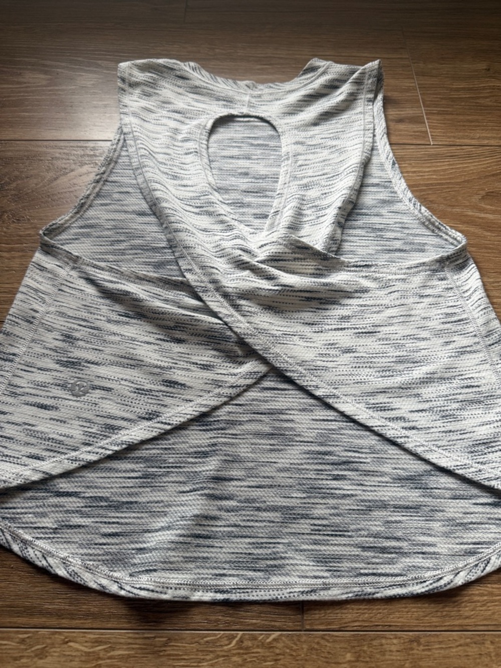 Lululemon open back Space-Dye Twist Back Top - Picture 3 of 6